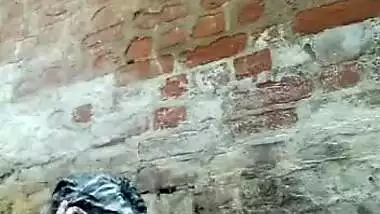 Nangi nahati hui ladki selfie