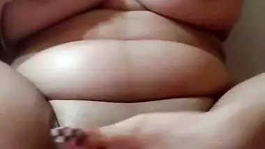 Big boobs horny babe fingering horny pussy viral MMS
