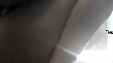 Today Exclusive- Desi Bhabhi Record Her Bathing Video