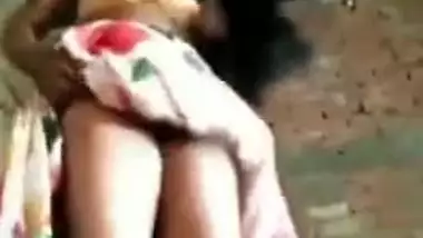desi longhair bhabi showing privete parts