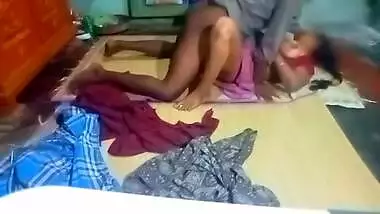 Desi tamil priyanka aunty