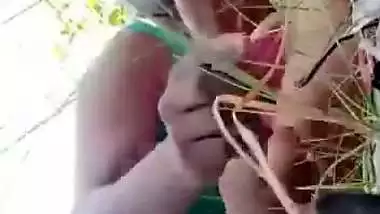 Trapping desi village girl and fucking her outdoor MMS