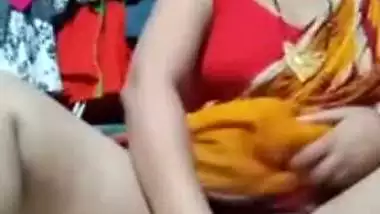 Bhabhi enjoys a video call sex with her perverted Devar