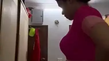 Marathi wife wearing saree after viral nude body showing