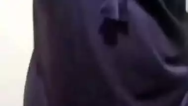 Tamil wife Sailaja shows boobs and big ass viral live