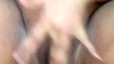 Busty sexy Indian girl showing her naked beauty