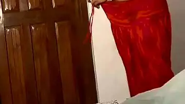 Huge tits MILF pics and nude videos before viral sex