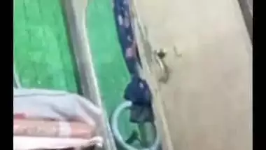 Chubby Bengali unmarried girl fingering viral video