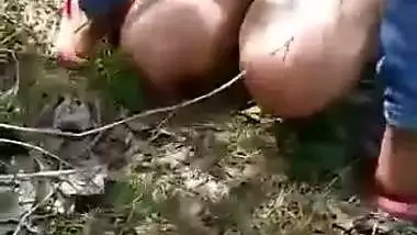 Outdoor Nepali porn of a girl sucking a dick and fucking