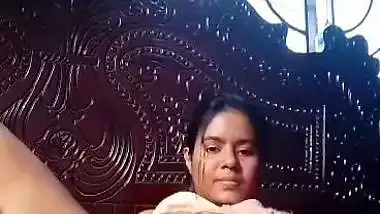Milk tanker bhabhi desi fingering hard in nudity