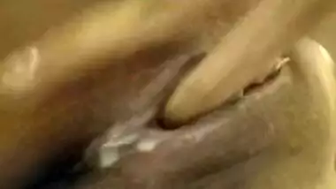 Watch me cum and squirt
