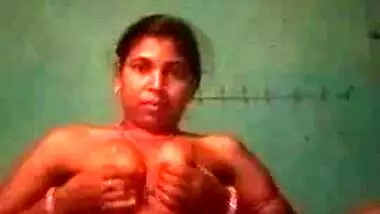 Village girl fingering pussy selfie record