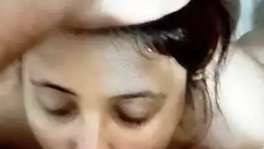 Wife deep throat blowjob before viral sex with hubby