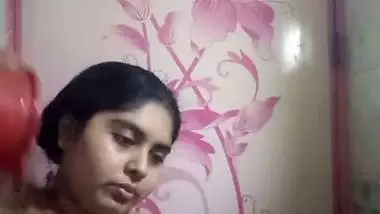 Bengali chubby sister nude bathing video for lover