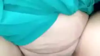 Slave Devar enjoys his Bhabhi’s Indian pussy licking