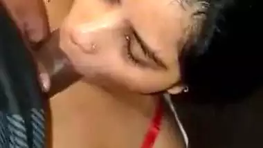 Sexy, big boob GF gives an Indian blowjob in bed