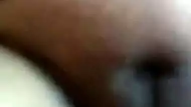 Fat Desi wife has sexy XXX boobs and she exposes them in sex show