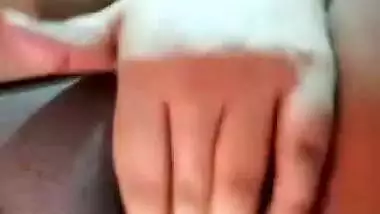 Kolkata milf shows boobs and pussy on Desi video call sex