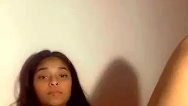 Naked pussy showing hot Indian girl nude viral MMS