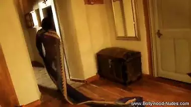 Teasing Dance From Indian MILF