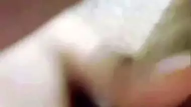 Bangladeshi cuckold husband sharing wife viral sex MMS